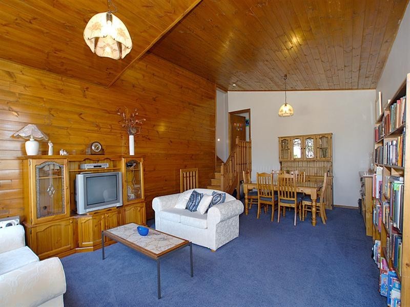 5 Fern Road, Upper Ferntree Gully VIC 3156