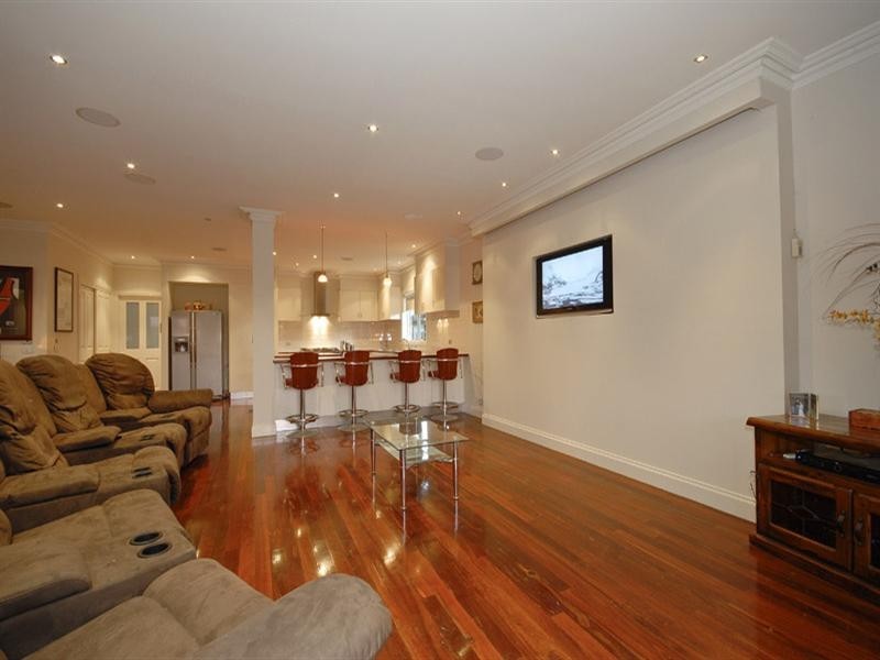 37 Harley Street, Knoxfield VIC 3180