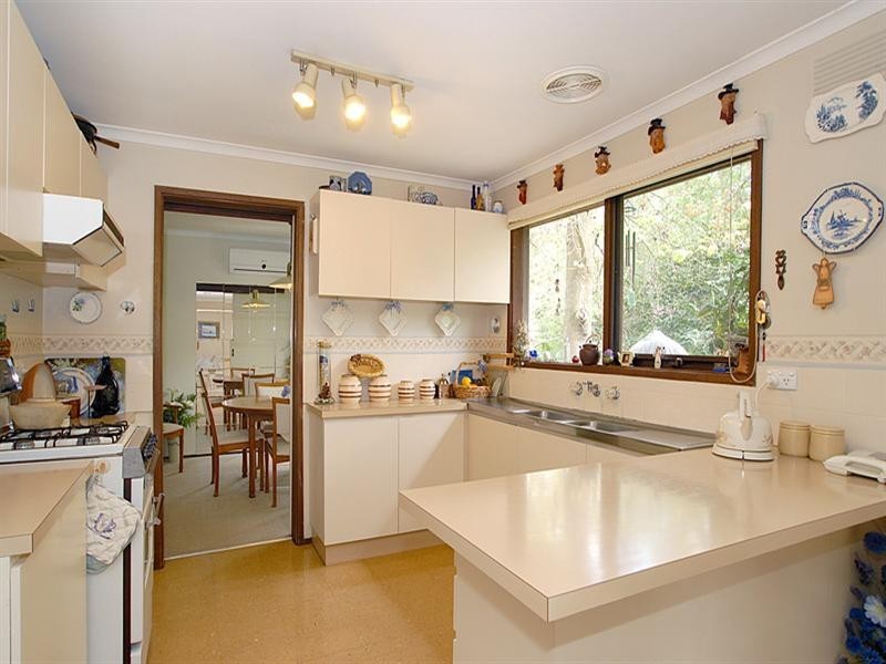 7 Hillside Grove, Upwey VIC 3158