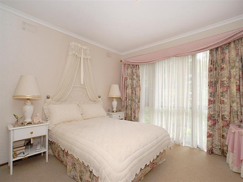7 Hillside Grove, Upwey VIC 3158