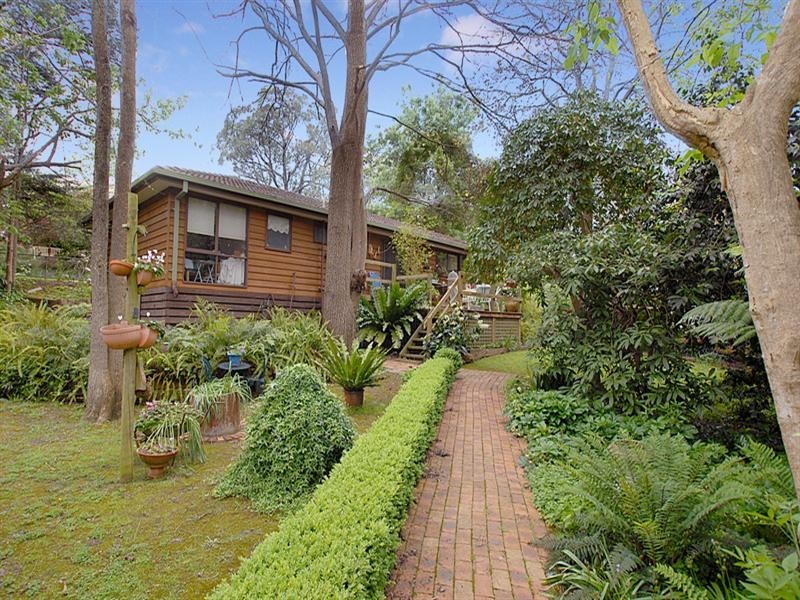 7 Hillside Grove, Upwey VIC 3158