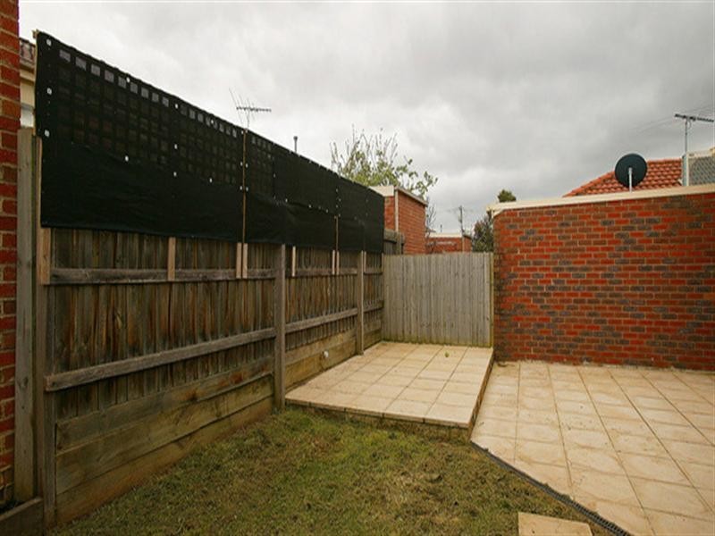 11/23-25 Edina Road, Ferntree Gully VIC 3156