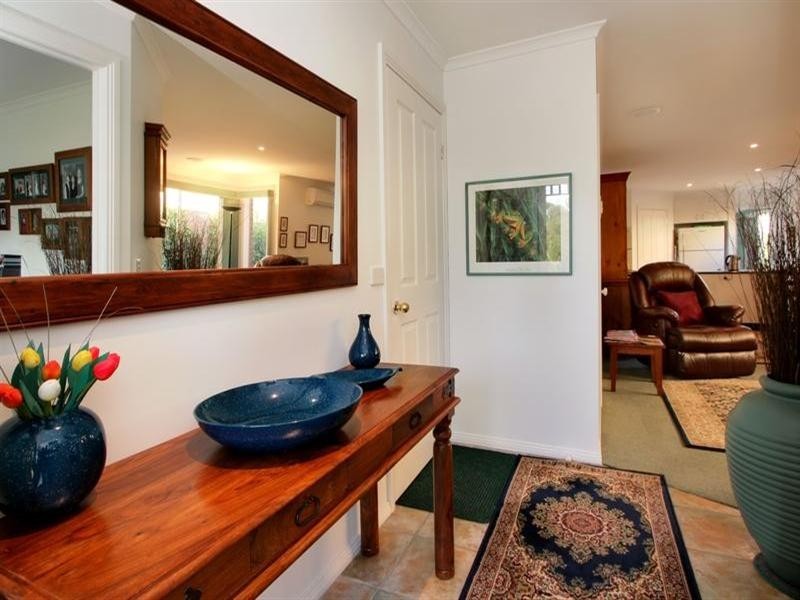 32 Forest Oak Drive, Upper Ferntree Gully VIC 3156