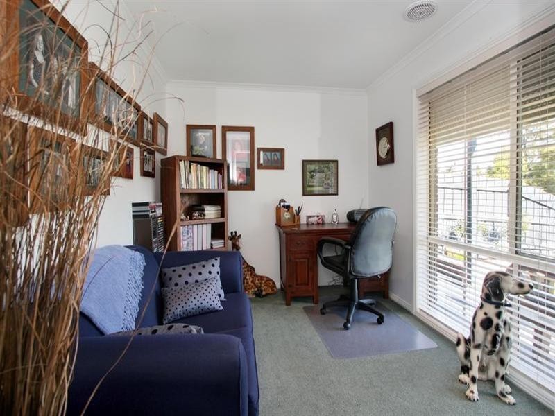 32 Forest Oak Drive, Upper Ferntree Gully VIC 3156