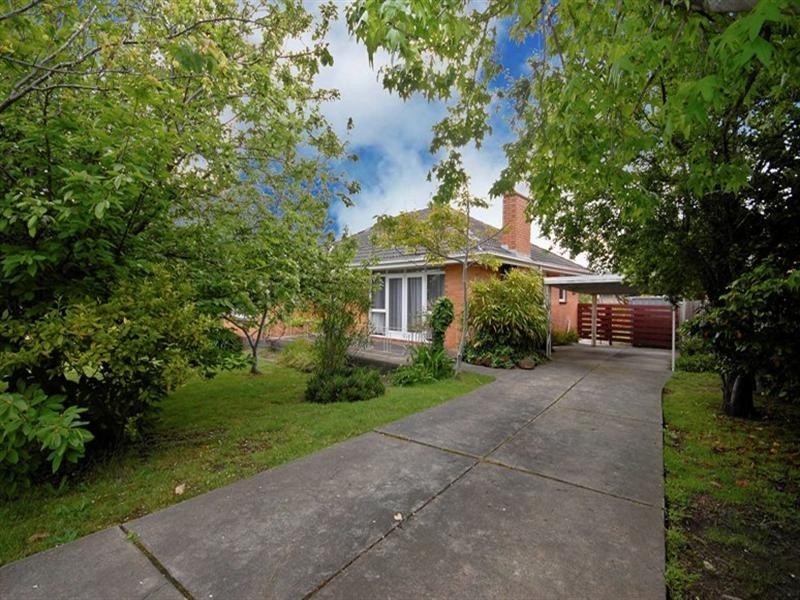 27 Oregon Drive, Donvale VIC 3111