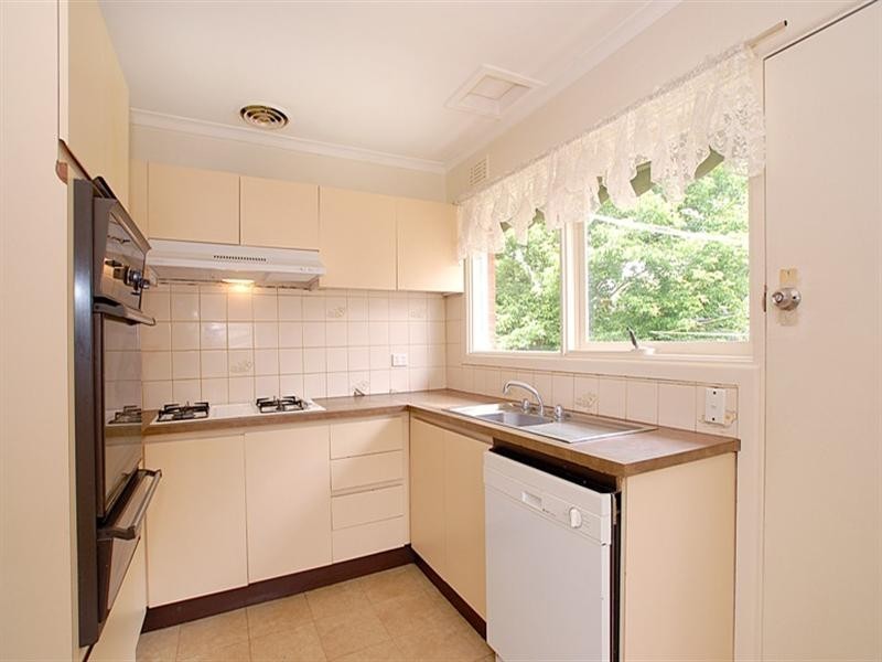 5 Lawrence Court, Bayswater VIC 3153