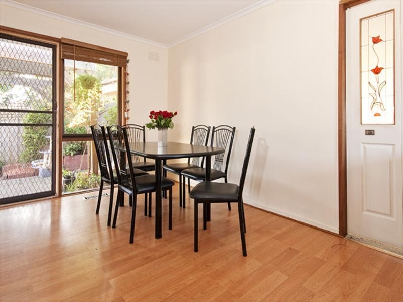 124 Berrabri Drive, Scoresby VIC 3179