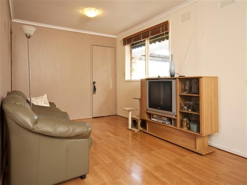 124 Berrabri Drive, Scoresby VIC 3179