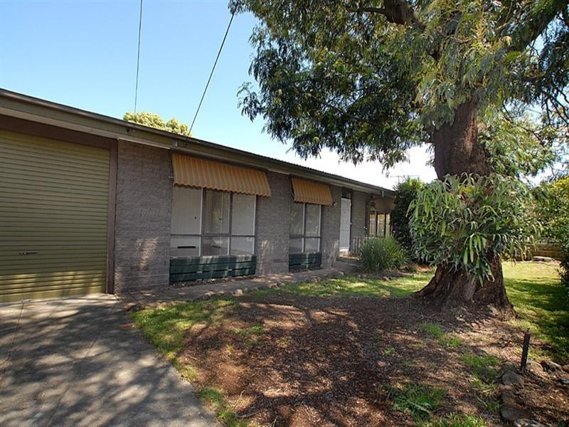 53 Frudal Crescent, Knoxfield VIC 3180