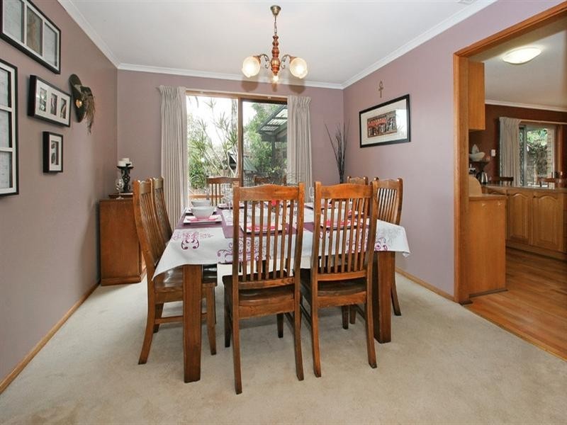10 Rowland Court, Ferntree Gully VIC 3156