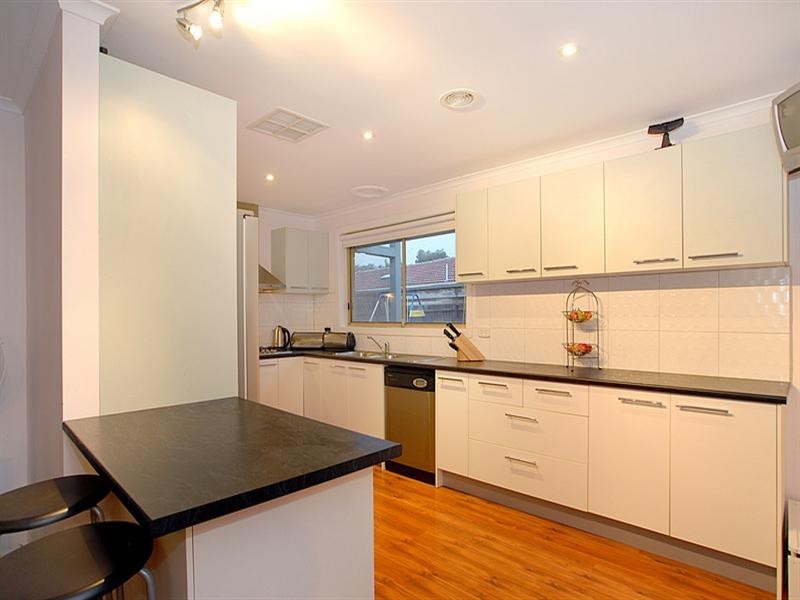 1 Morvan Court, Ferntree Gully VIC 3156