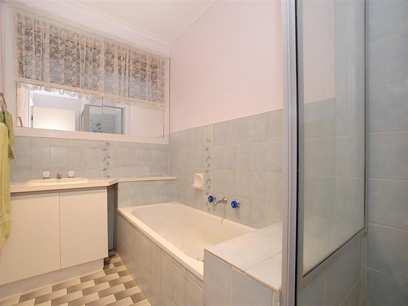 1 Morvan Court, Ferntree Gully VIC 3156