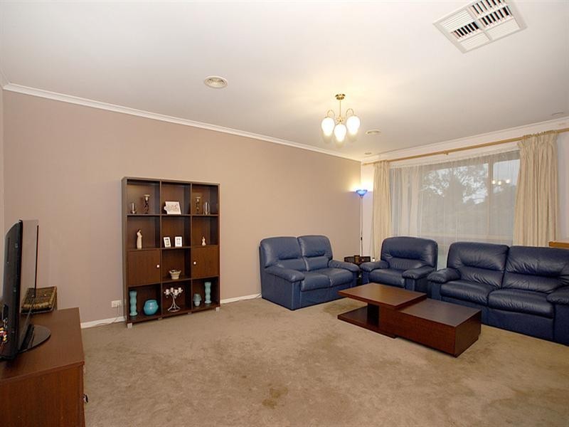 1 Morvan Court, Ferntree Gully VIC 3156