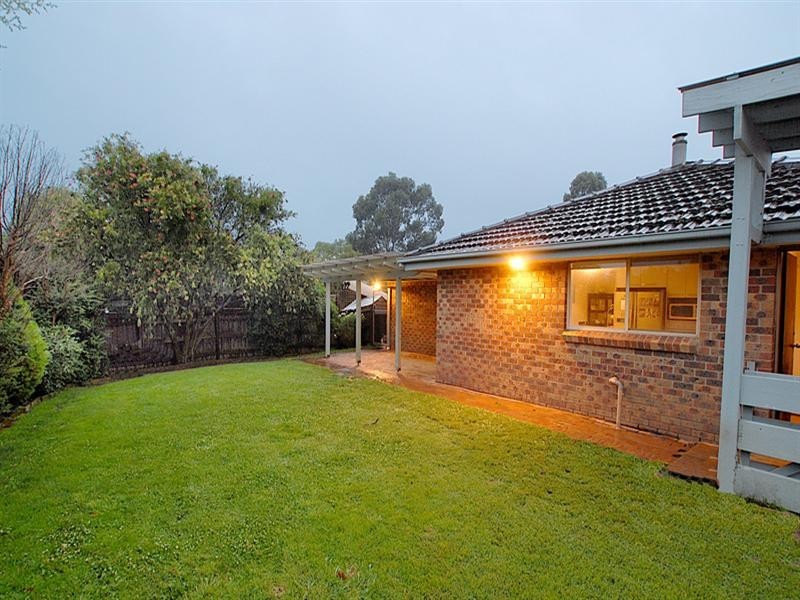 1 Morvan Court, Ferntree Gully VIC 3156