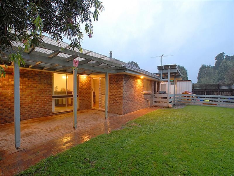 1 Morvan Court, Ferntree Gully VIC 3156