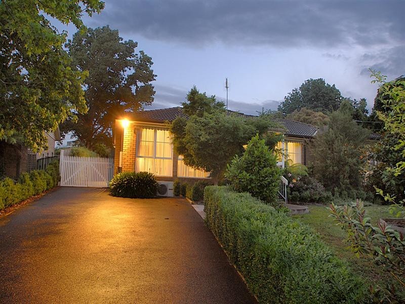 60 Griffiths Road, Upwey VIC 3158