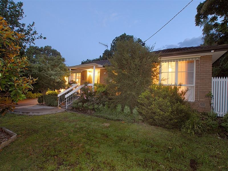 60 Griffiths Road, Upwey VIC 3158