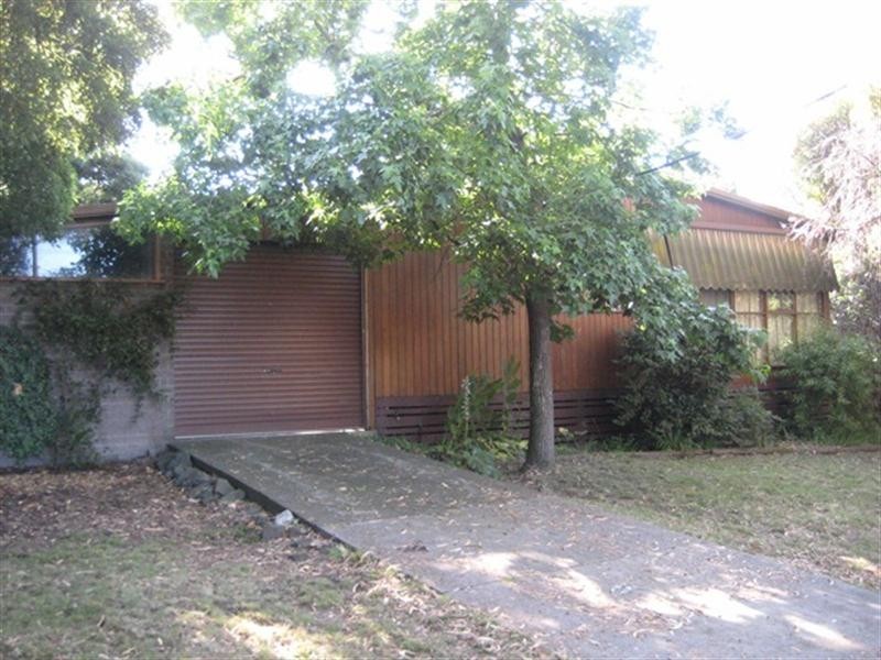 61 Commercial Road, Ferntree Gully VIC 3156