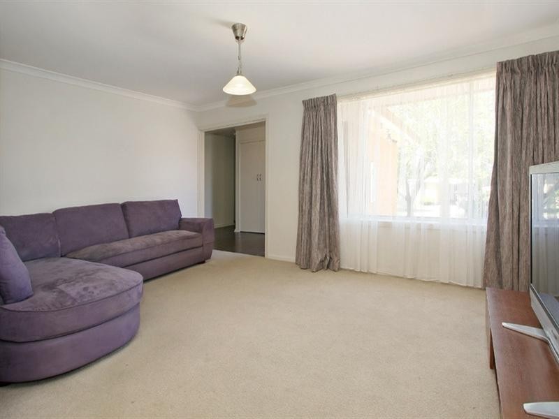 27 Moira Avenue, Ferntree Gully VIC 3156