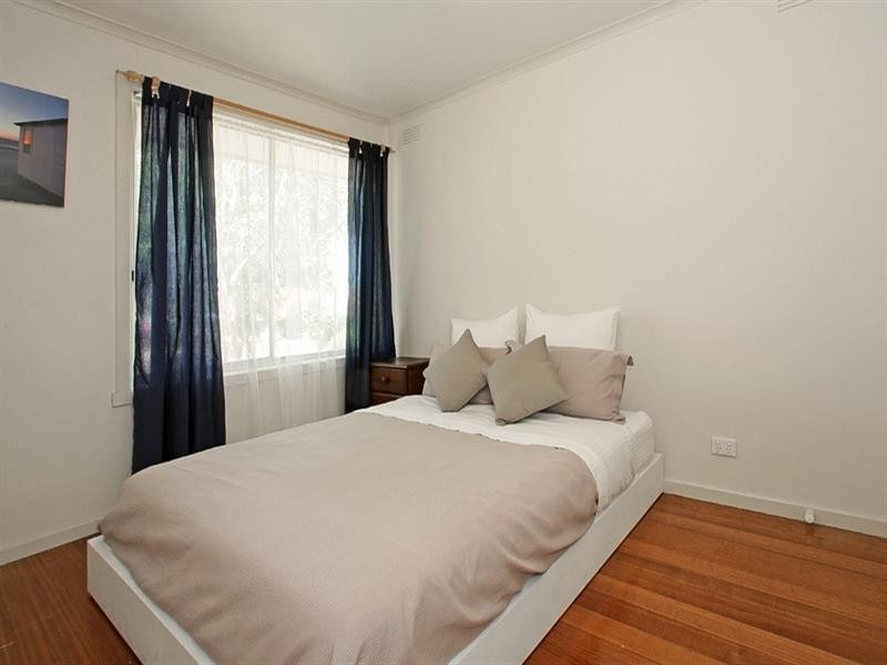 27 Moira Avenue, Ferntree Gully VIC 3156