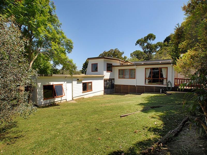 30 Olivebank Road, Ferntree Gully VIC 3156