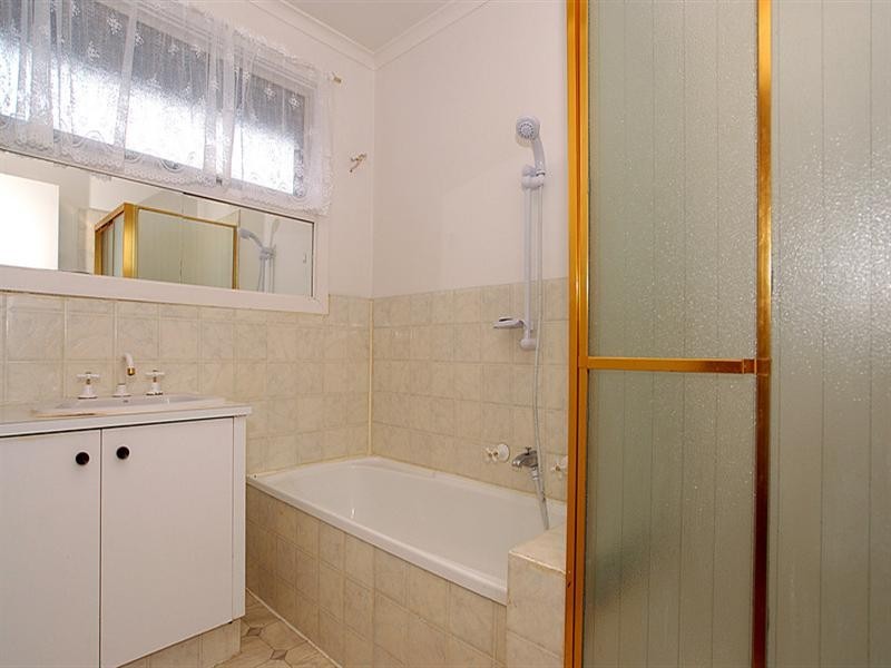 1/3 The Glen, Ferntree Gully VIC 3156