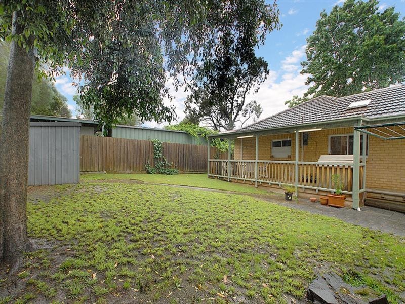 17 Devenish Road, Boronia VIC 3155