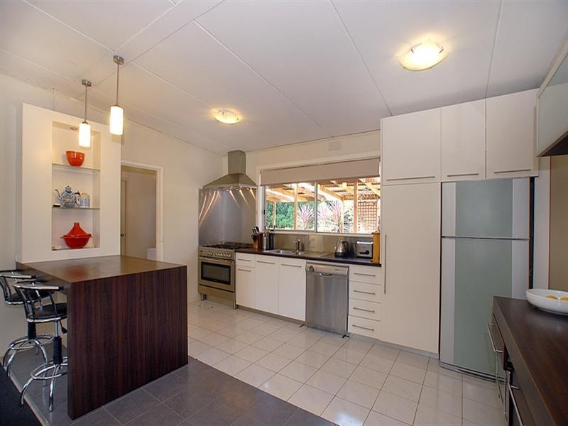 80 Loretto Avenue, Ferntree Gully VIC 3156