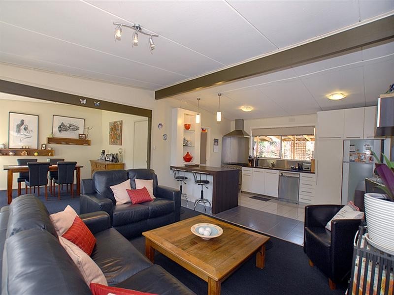 80 Loretto Avenue, Ferntree Gully VIC 3156