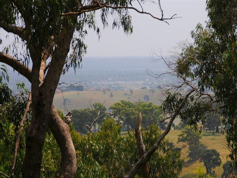 14 Oakdale Road, Upwey VIC 3158