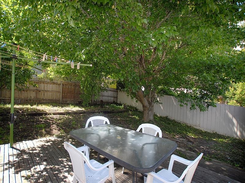 1/4 Matthews Court, Ferntree Gully VIC 3156