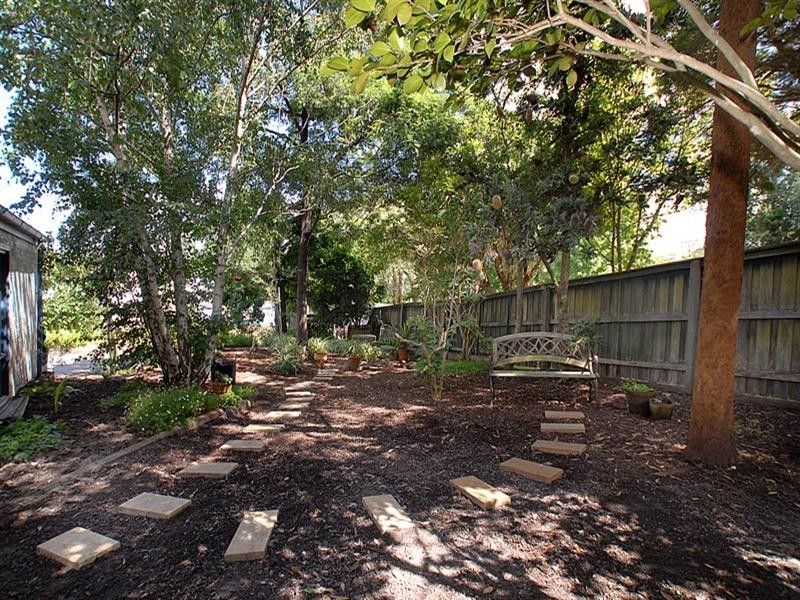 1/4 Matthews Court, Ferntree Gully VIC 3156