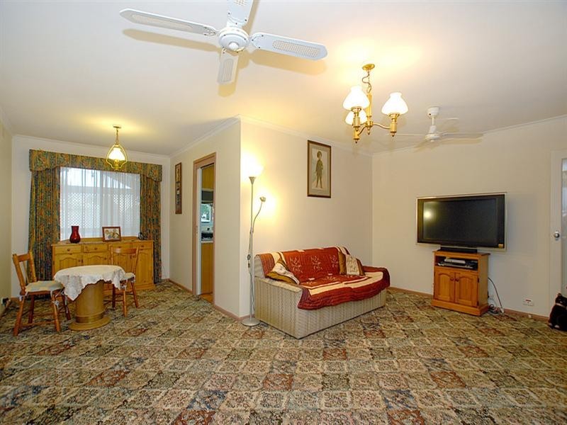 9 Fuchsia Street, Ferntree Gully VIC 3156