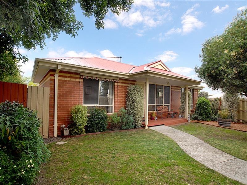21 Applegum Crescent, Ferntree Gully VIC 3156