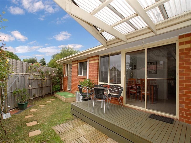 21 Applegum Crescent, Ferntree Gully VIC 3156