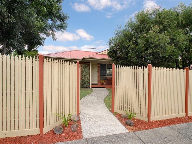 21 Applegum Crescent, Ferntree Gully VIC 3156