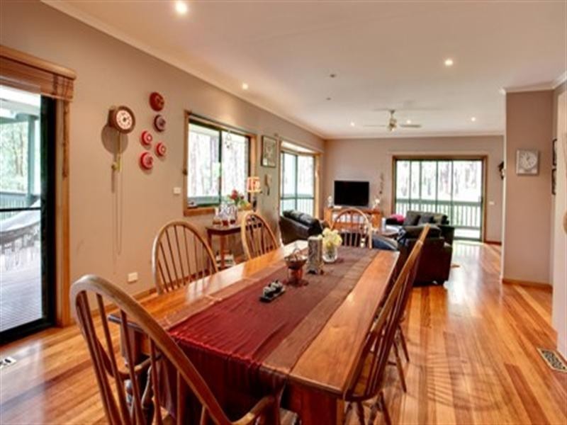 29 Stewart Road, Emerald VIC 3782