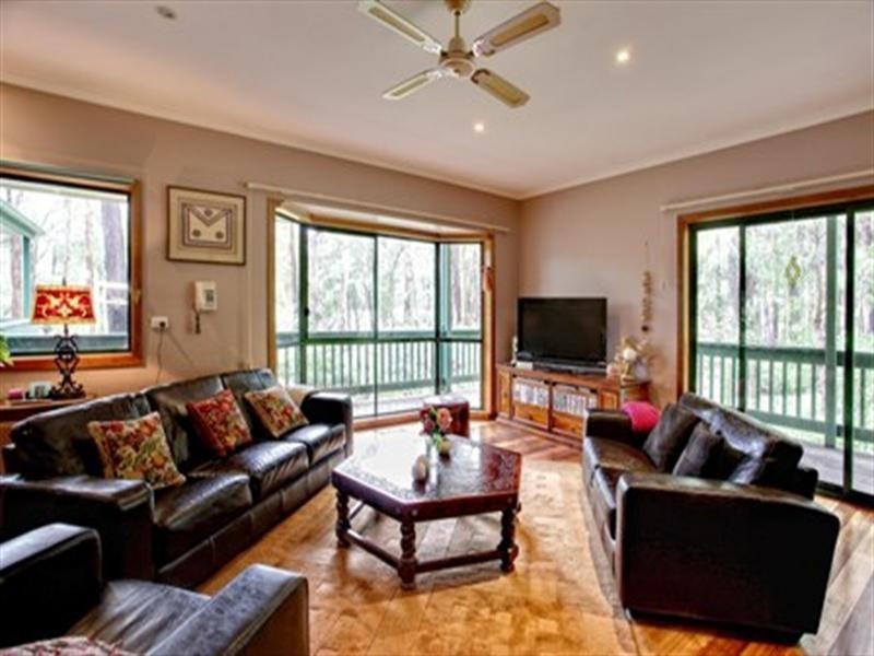 29 Stewart Road, Emerald VIC 3782