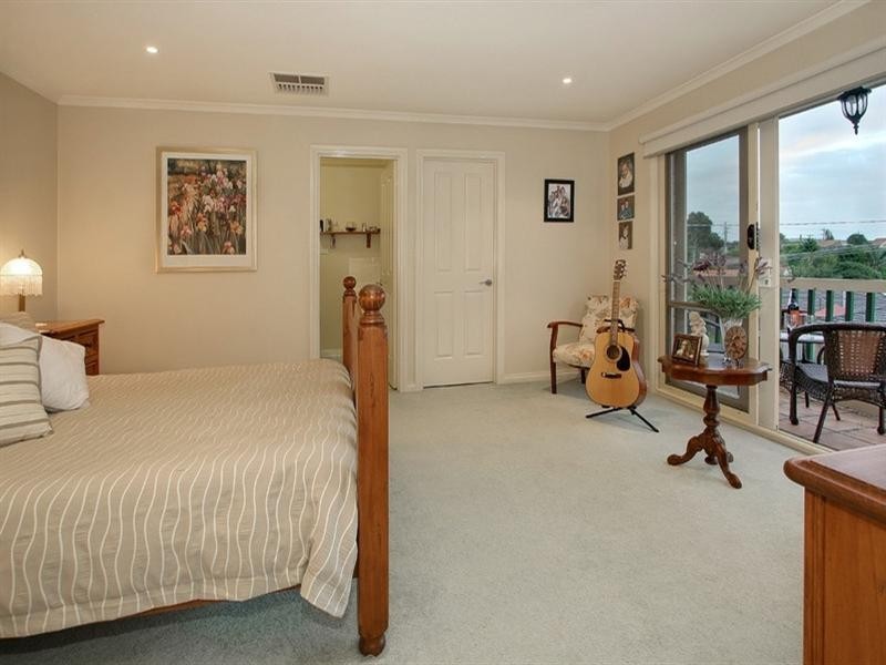 1 Frieda Court, Ferntree Gully VIC 3156