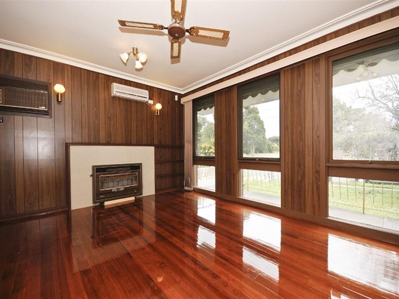 23 Dobson Street, Ferntree Gully VIC 3156