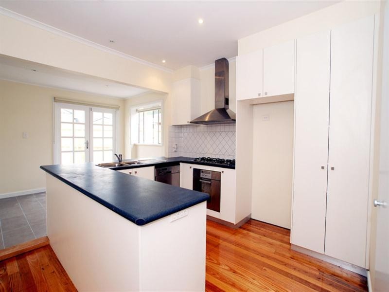 1/9 Burch Street, Blackburn North VIC 3130