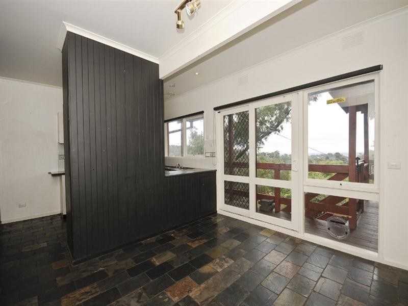 6 Glassford Avenue, Upper Ferntree Gully VIC 3156