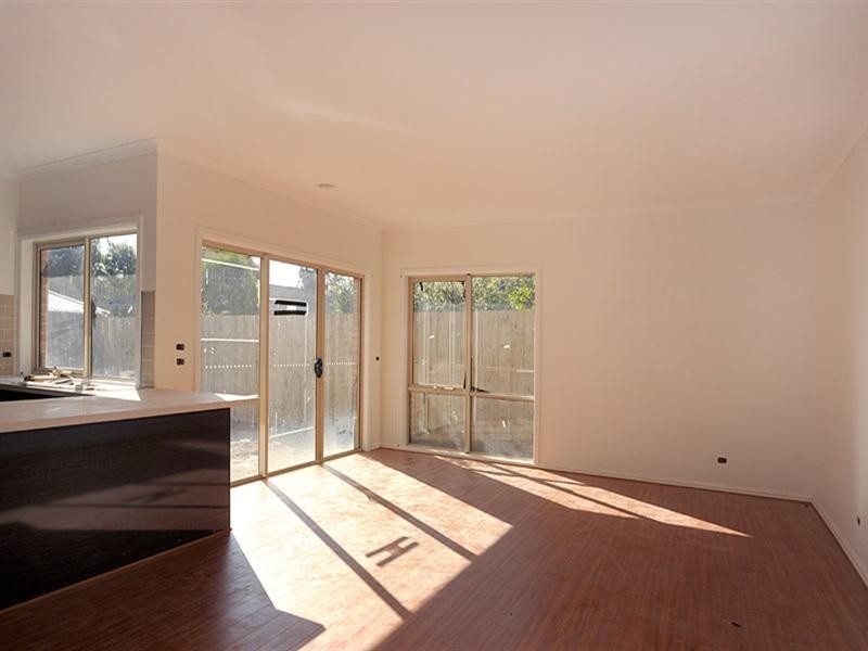 2/5 Benedikt Court, Scoresby VIC 3179