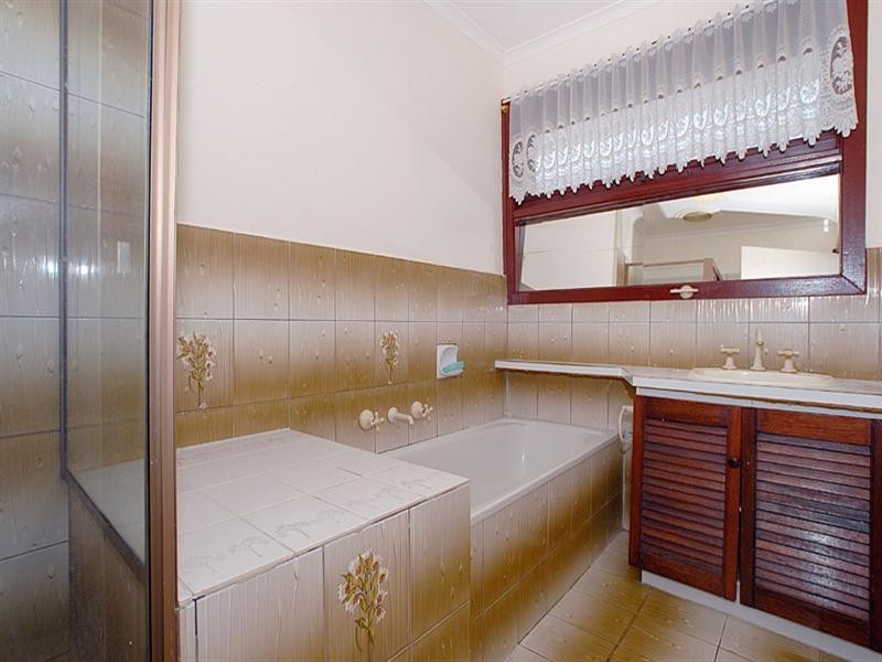 43 Stokes Road, Wantirna VIC 3152