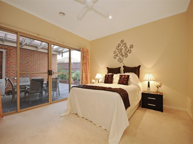 10 Gladesville Close, Lysterfield South VIC 3156