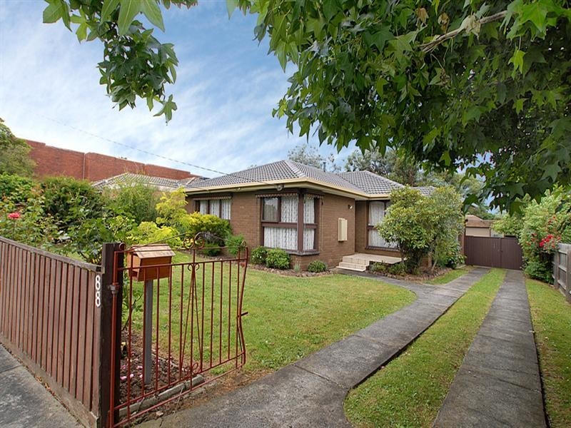 88 Loretto Avenue, Ferntree Gully VIC 3156