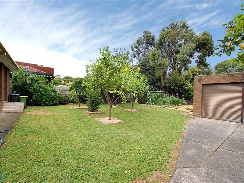 88 Loretto Avenue, Ferntree Gully VIC 3156