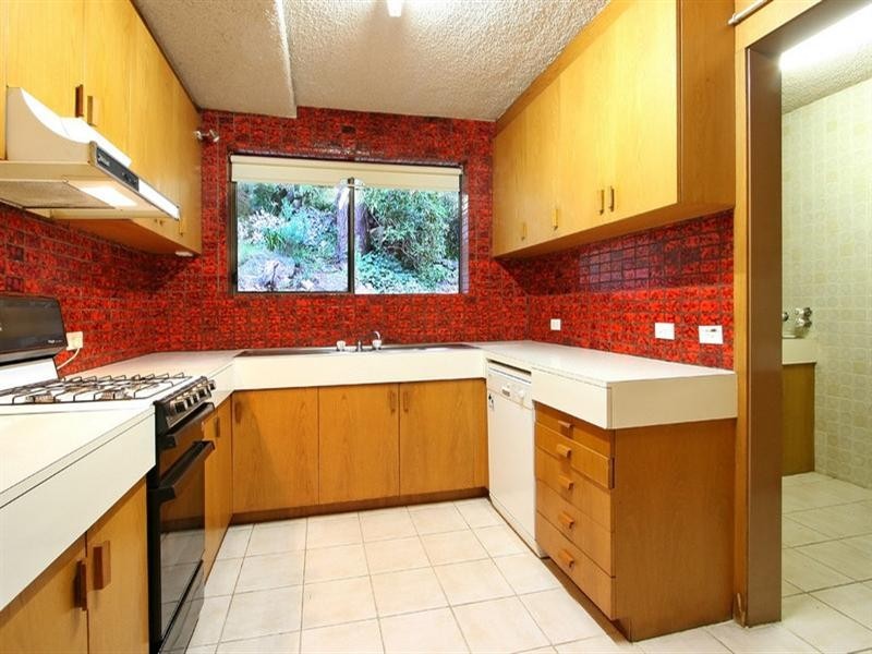 8 Hatherly Grove, Ferntree Gully VIC 3156