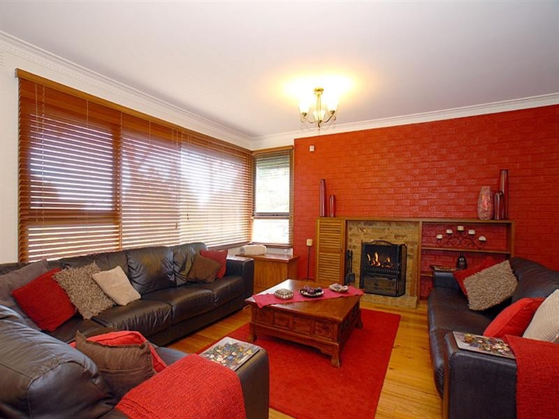 48 Joan Avenue, Ferntree Gully VIC 3156