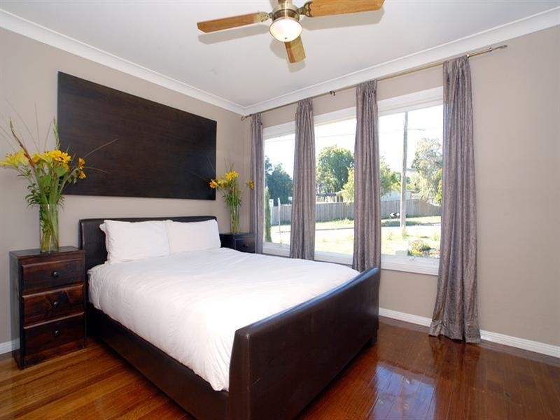 48 Johnson Drive, Ferntree Gully VIC 3156